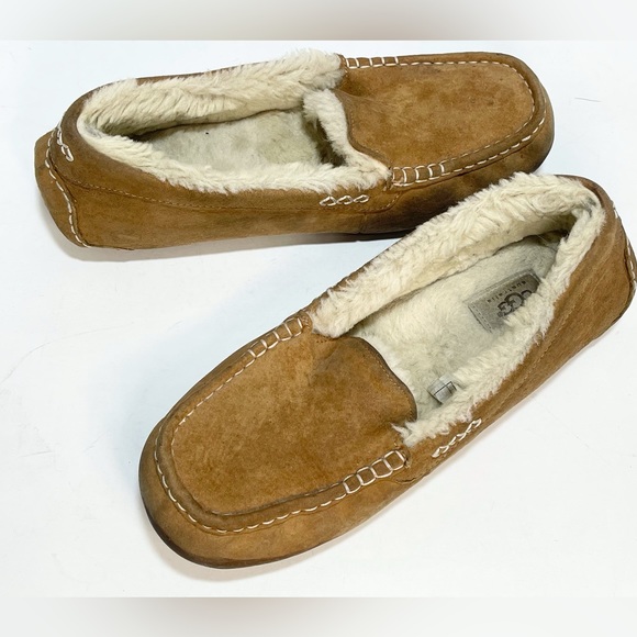 UGG Ansley Suede Sheepskin Moccasin Chestnut Slippers - Picture 9 of 12